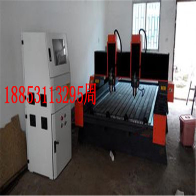 雕刻機(jī)廠家直銷 濟(jì)南超意數(shù)控機(jī)械設(shè)備 專業(yè)制造，精細(xì)呈現(xiàn)